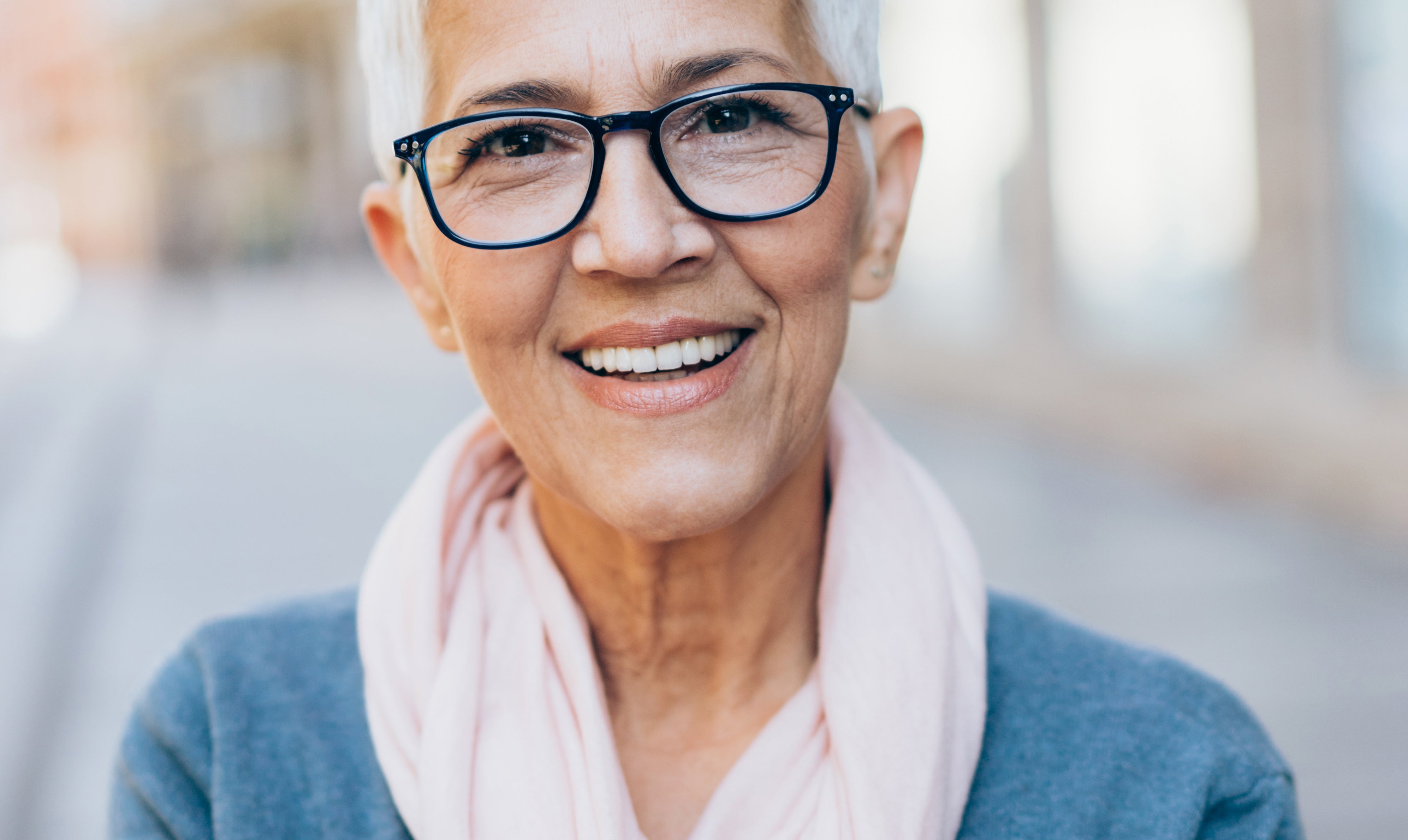 Most popular fall 2019 make-up trend for mature women